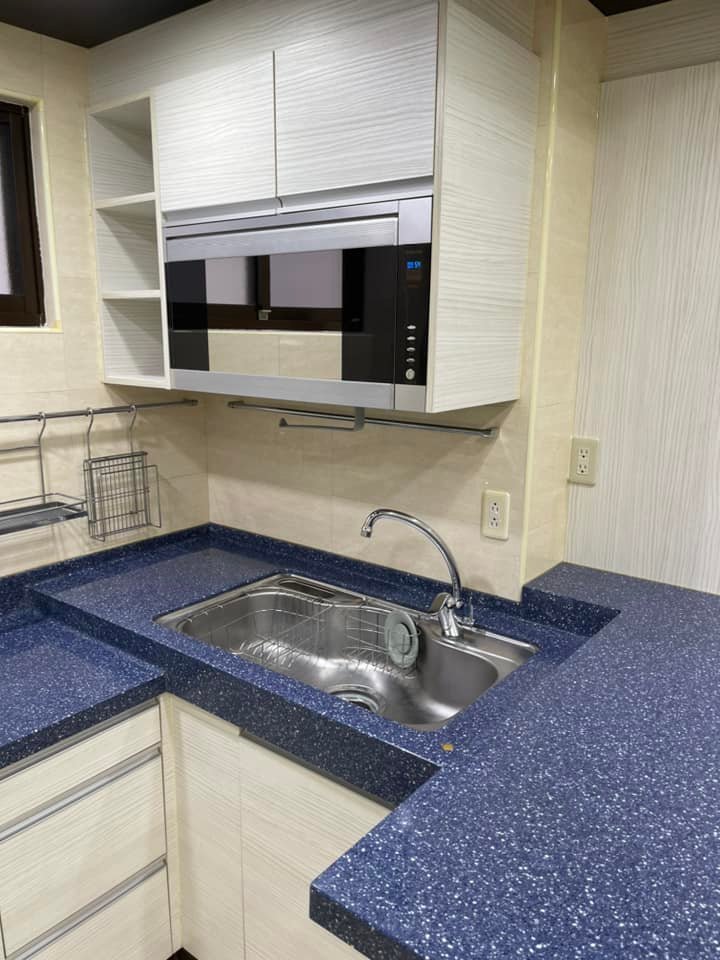 開工囉,過年前做不完的裝潢細清,年後繼續趕工