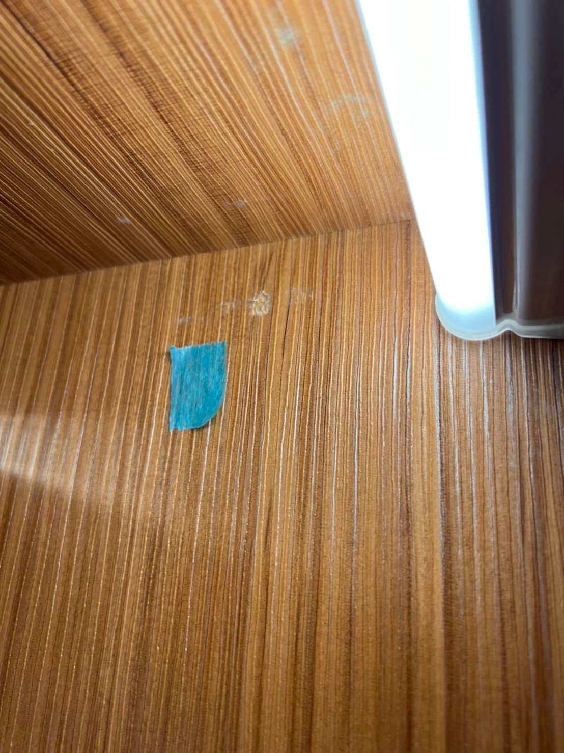 我們裝潢後細清,會幫設計師或屋主驗收瑕疵貼標籤,方便木工修補